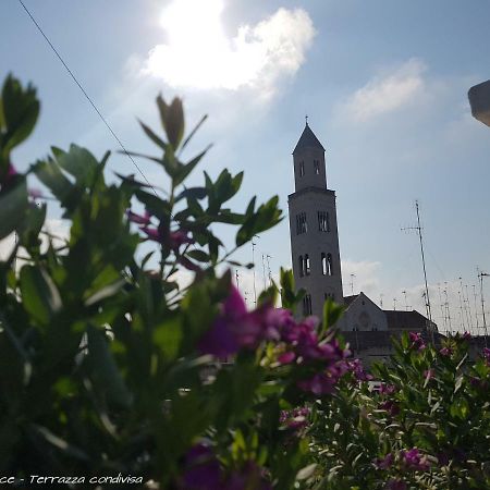 Enjoy Bari Apartments - Palazzo del Lauro Esterno foto